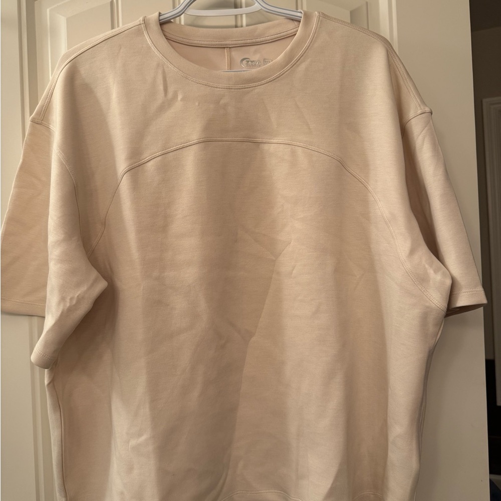 ZYIA Cream Short Sleeve Soft Comfortable Tee
